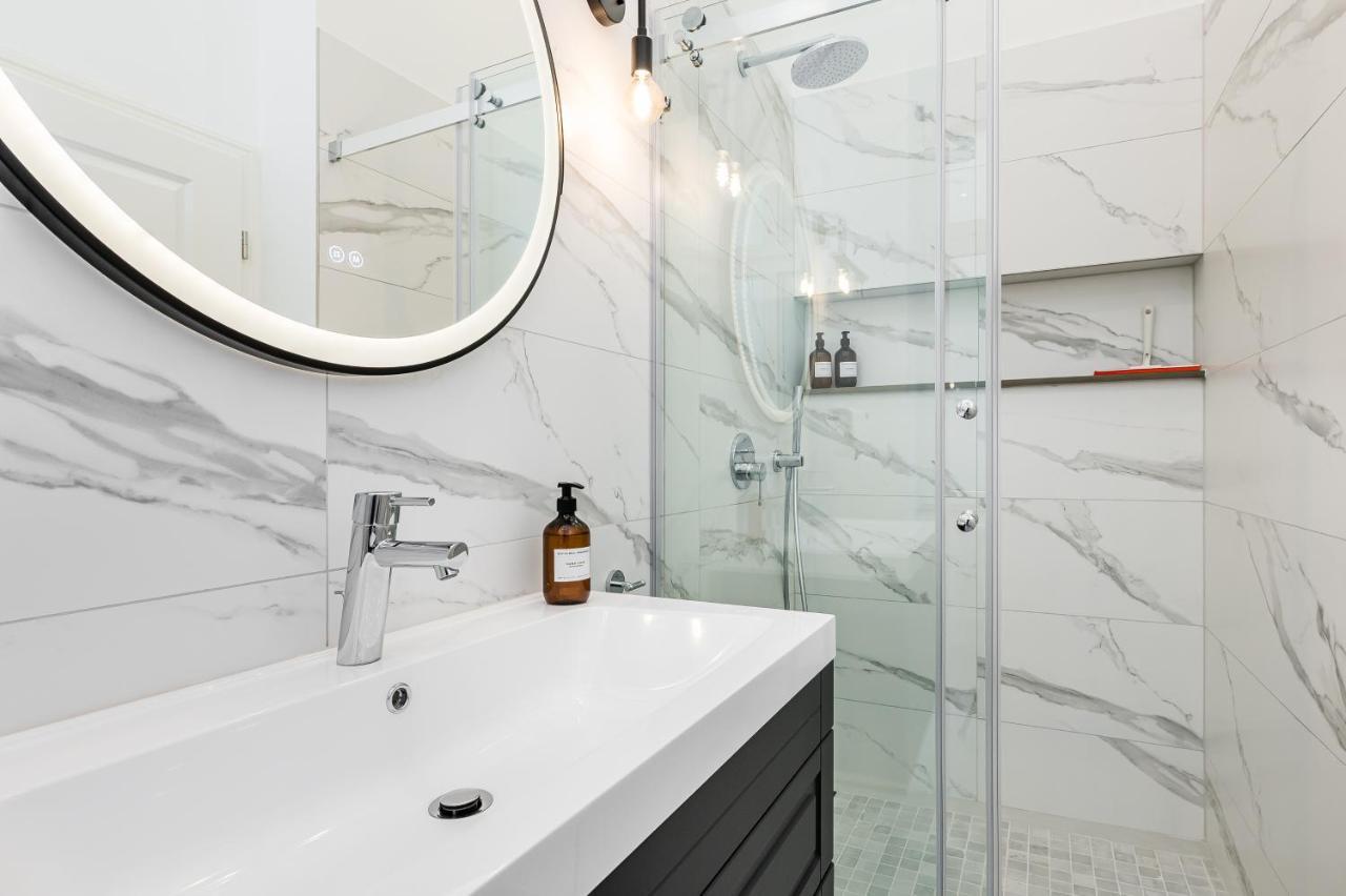 Neues Design-Apartment In Friedrichshain برلين المظهر الخارجي الصورة